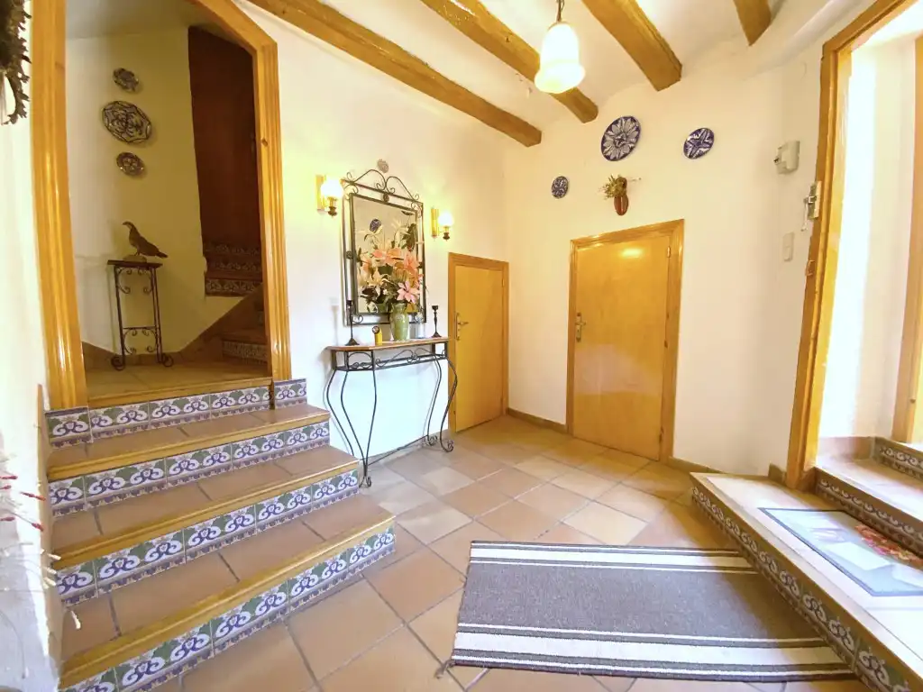 Houses for sale in Montanuy  with Private garden and Balcony
