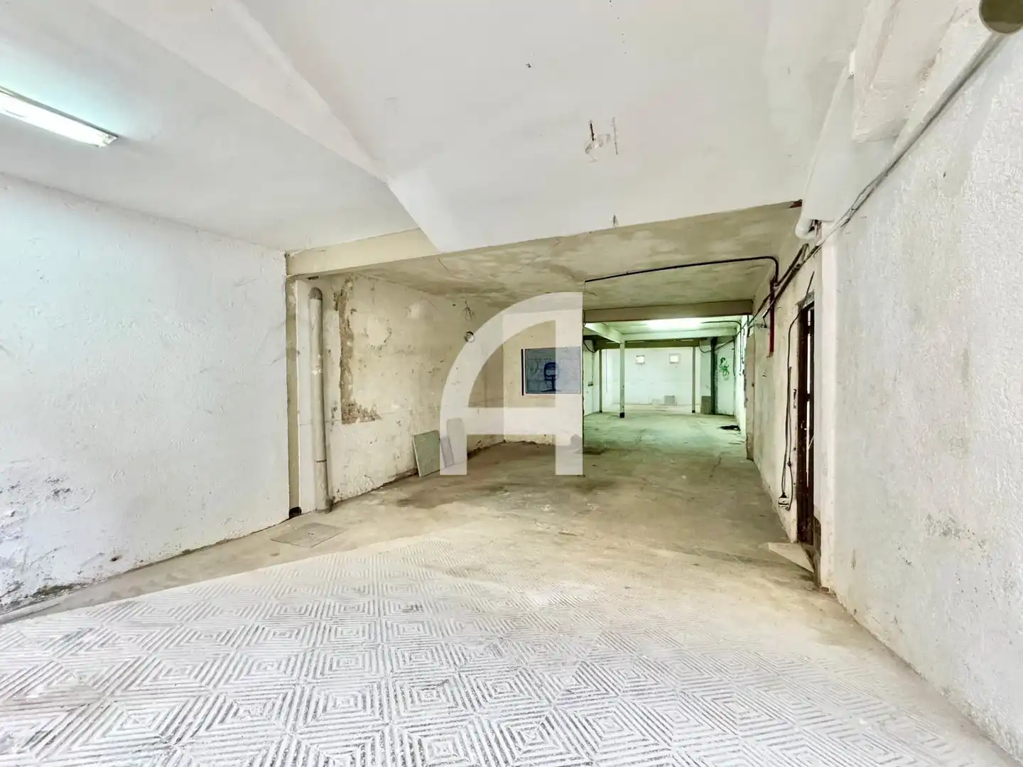 Industrial buildings for sale in Madrid