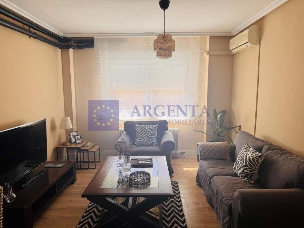 Wohnung zur Miete in Centro