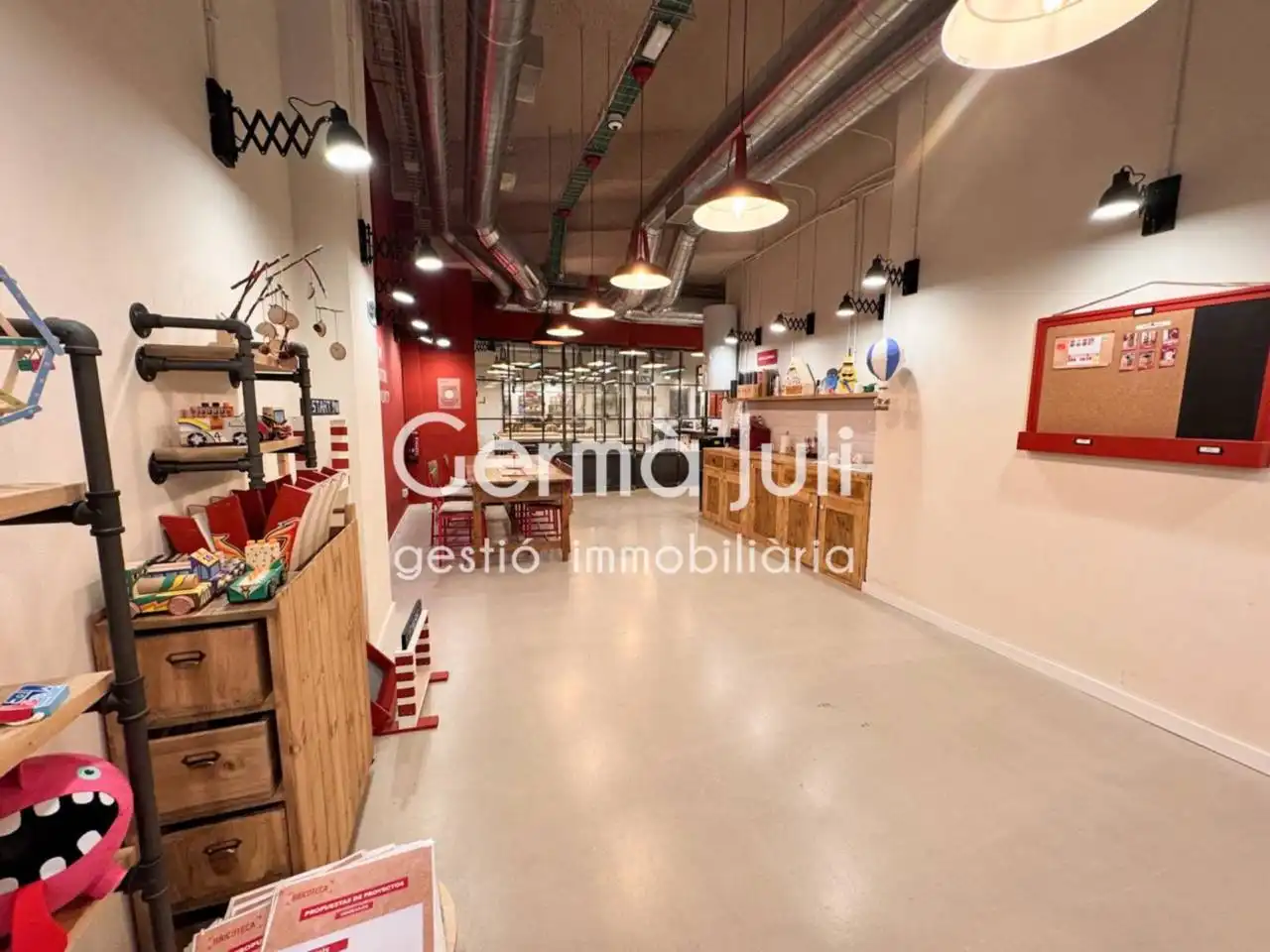 Local comercial en venta en Avenida President Companys, imagen 3
