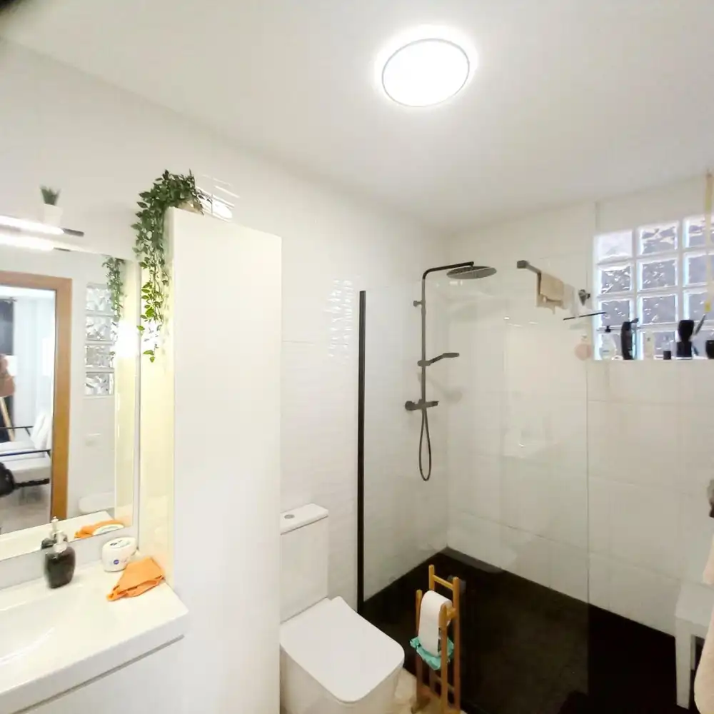 Baño de Dúplex en venta en Rojales con Jacuzzi