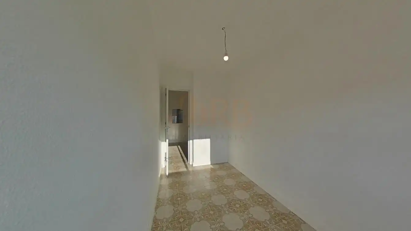 Piso en venta en Viladecans con Balcón