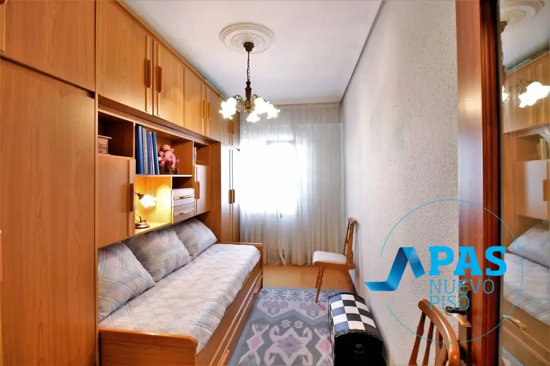 Habitación de Piso en venta en Camargo con Calefacción y Amueblado