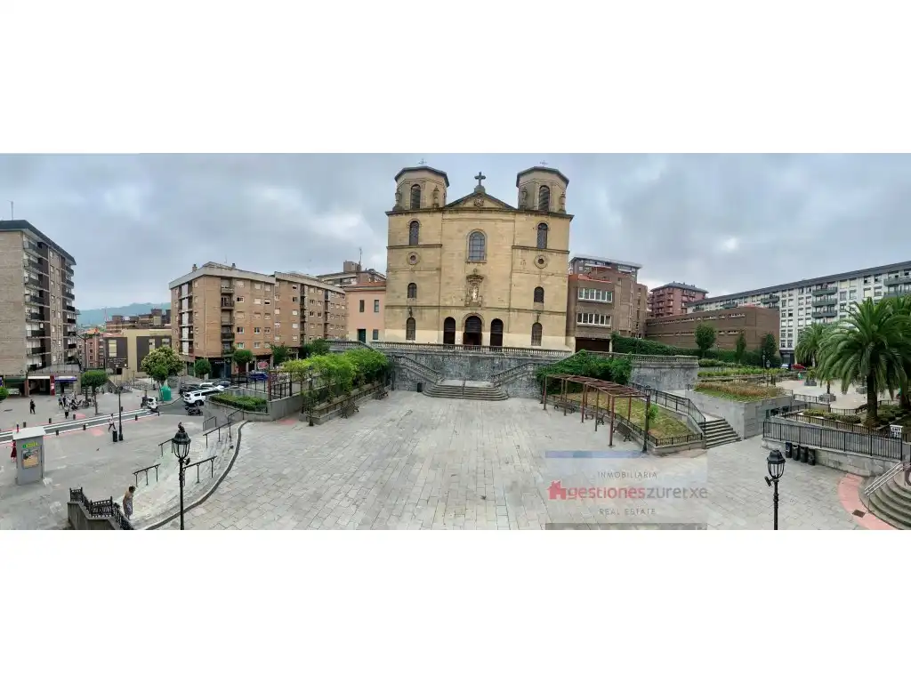 Exterior view of Flat for sale in Bilbao   with Furnished