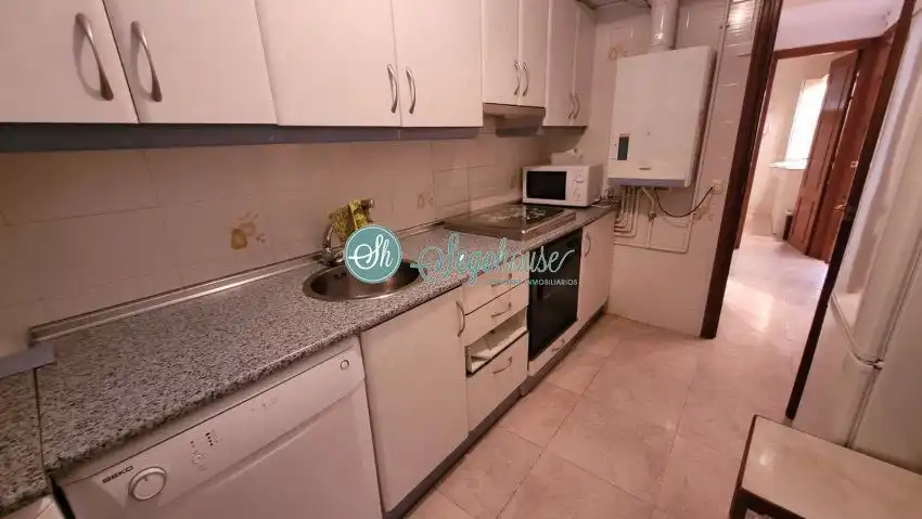 Cocina de Piso en venta en Segovia con Calefacción y Balcón
