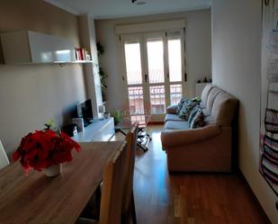 Living room of Apartment to rent in Salamanca Capital  with Heating, Furnished and Balcony