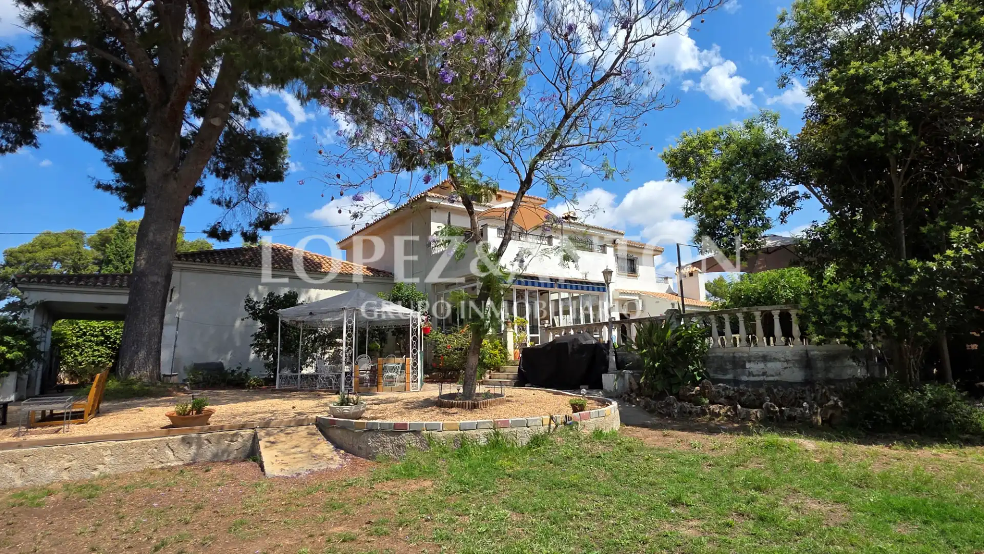 Jardín de Casa o chalet en venta en Paterna con Aire acondicionado, Jardín privado y Terraza