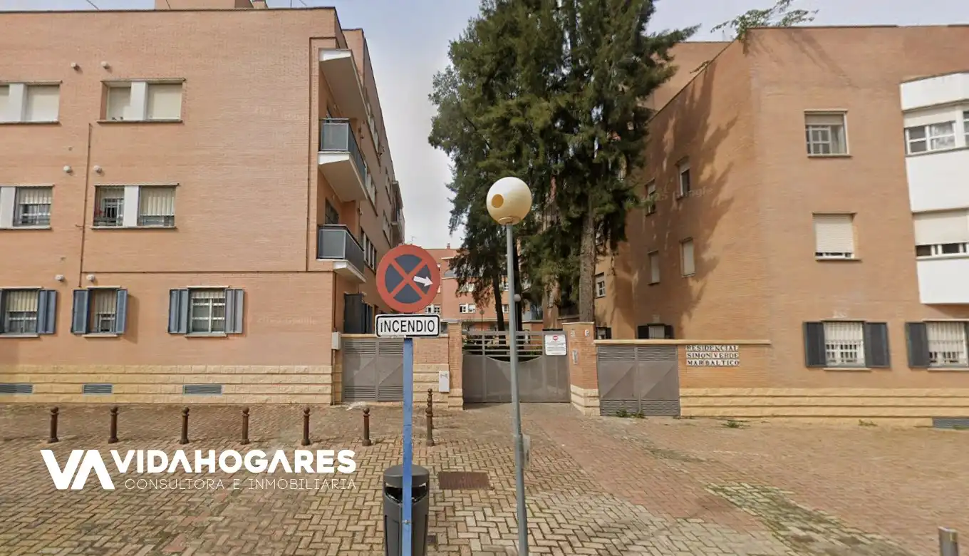 Vista exterior de Piso en venta en Mairena del Aljarafe
