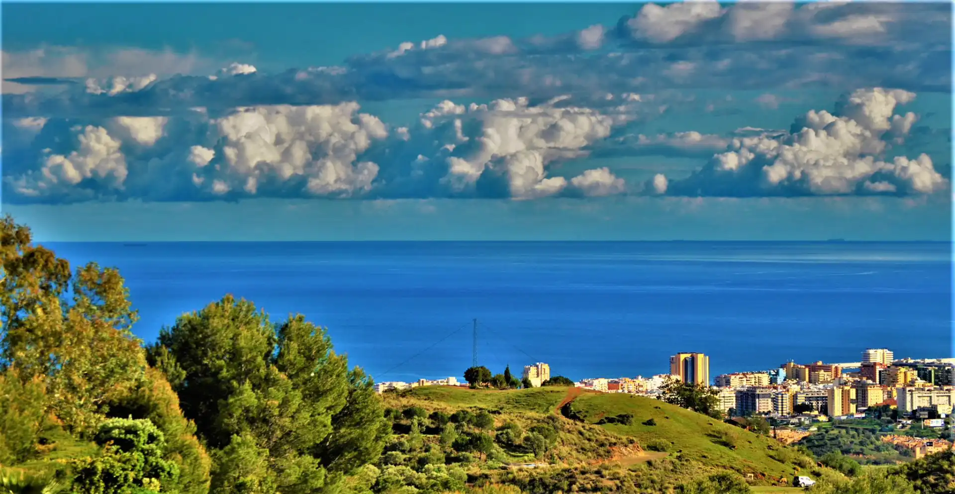 Exterior view of Houses for sale in Fuengirola  with Air Conditioner, Private garden and Terrace