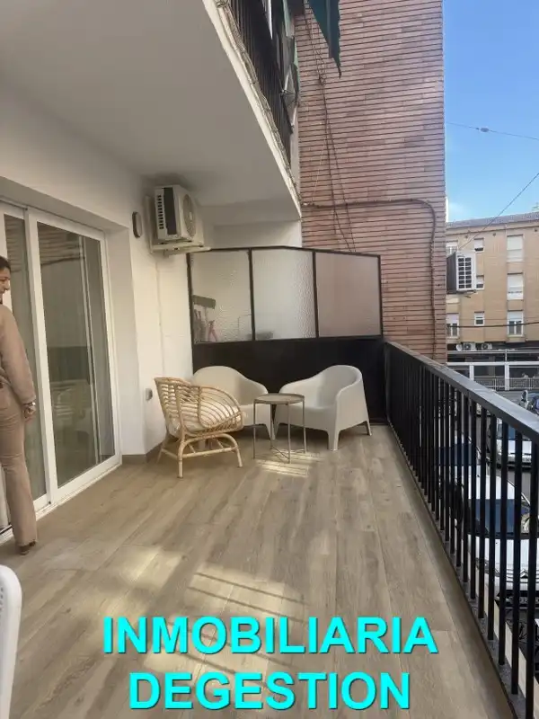 Terrassa de Pis de lloguer en Linares amb Aire condicionat, Calefacció i Terrassa