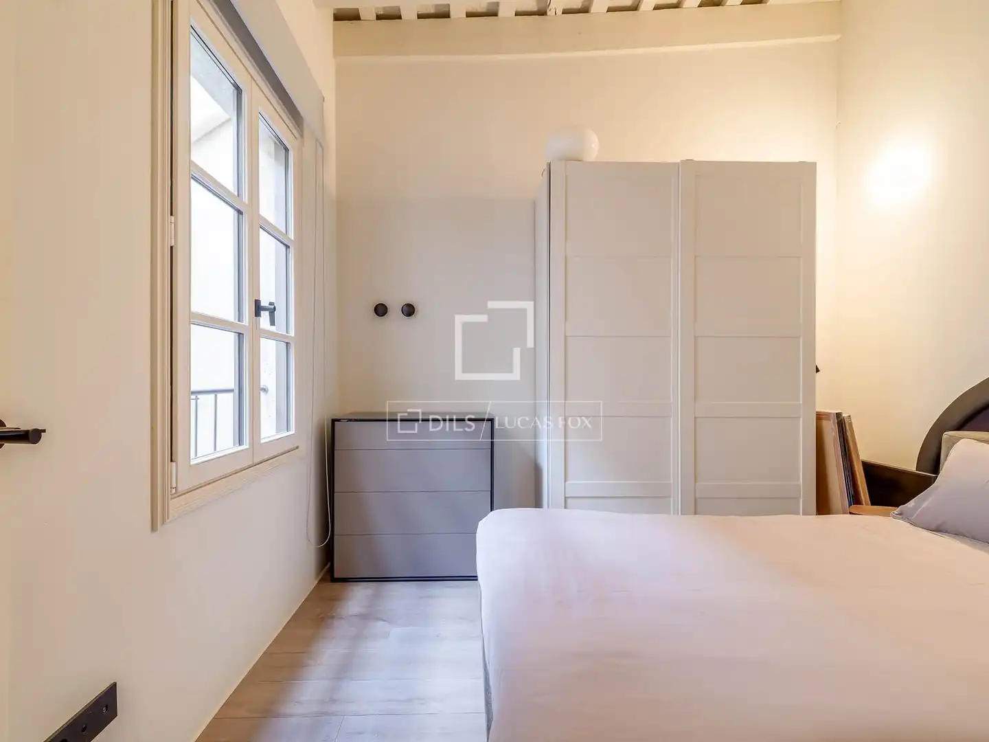 Bedroom of Flat for sale in Barcelona  with Air Conditioner, Heating and Furnished