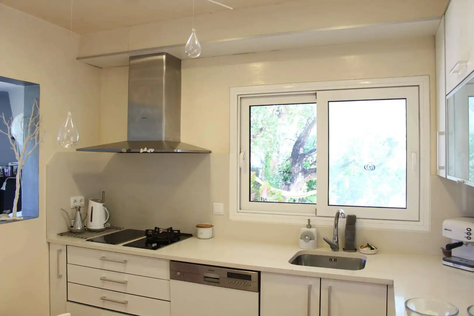Cuina de Casa o xalet en venda en Colera amb Aire condicionat, Calefacció i Jardí privat