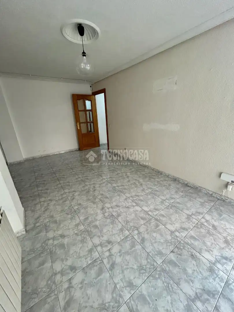 Wohnung zum Verkauf in Fuenlabrada mit Heizung