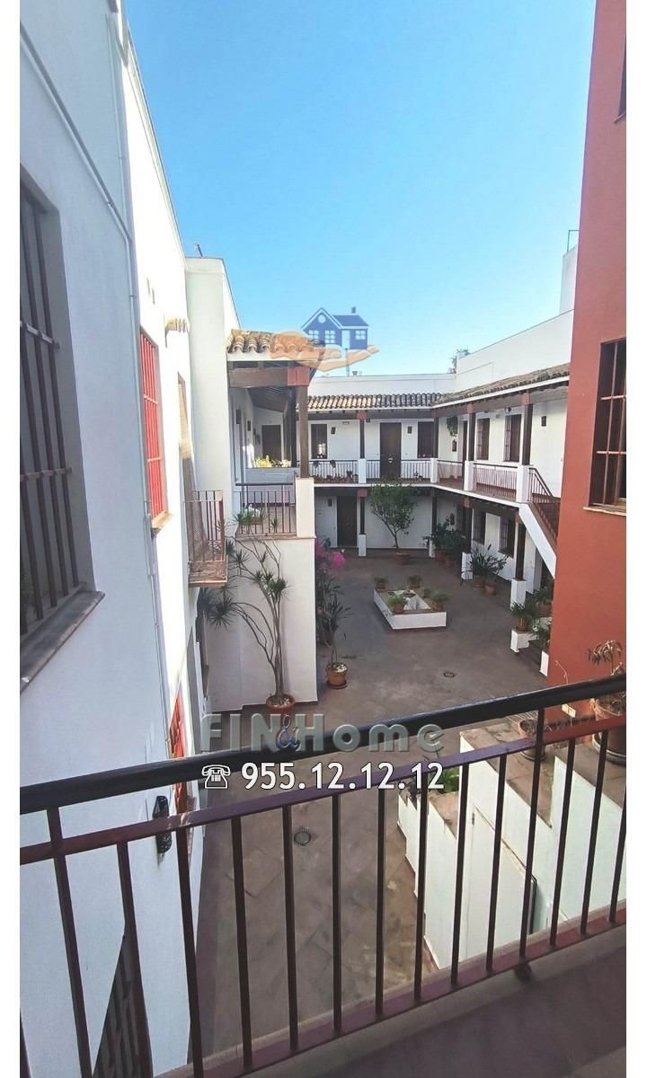 Vista exterior de Piso de alquiler en  Sevilla Capital con Aire acondicionado y Calefacción