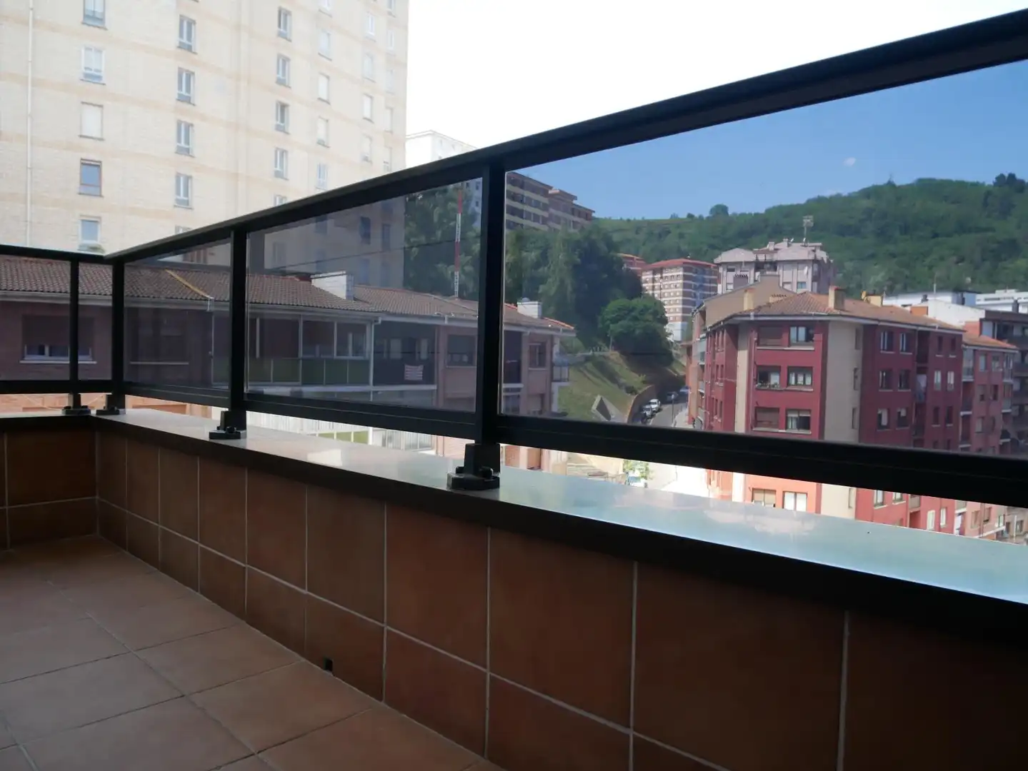 Terraza de Piso en venta en Basauri  con Calefacción y Balcón