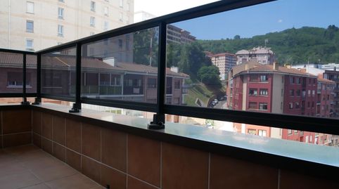 Foto 3 de Piso en venta en Kalero - Basozelai, Basauri