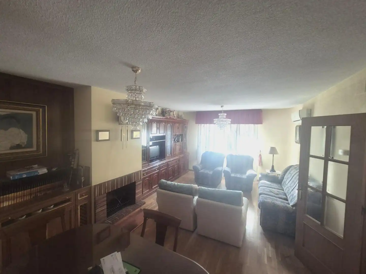 Sala d'estar de Casa adosada en venda en Navalcarnero amb Aire condicionat, Calefacció i Terrassa