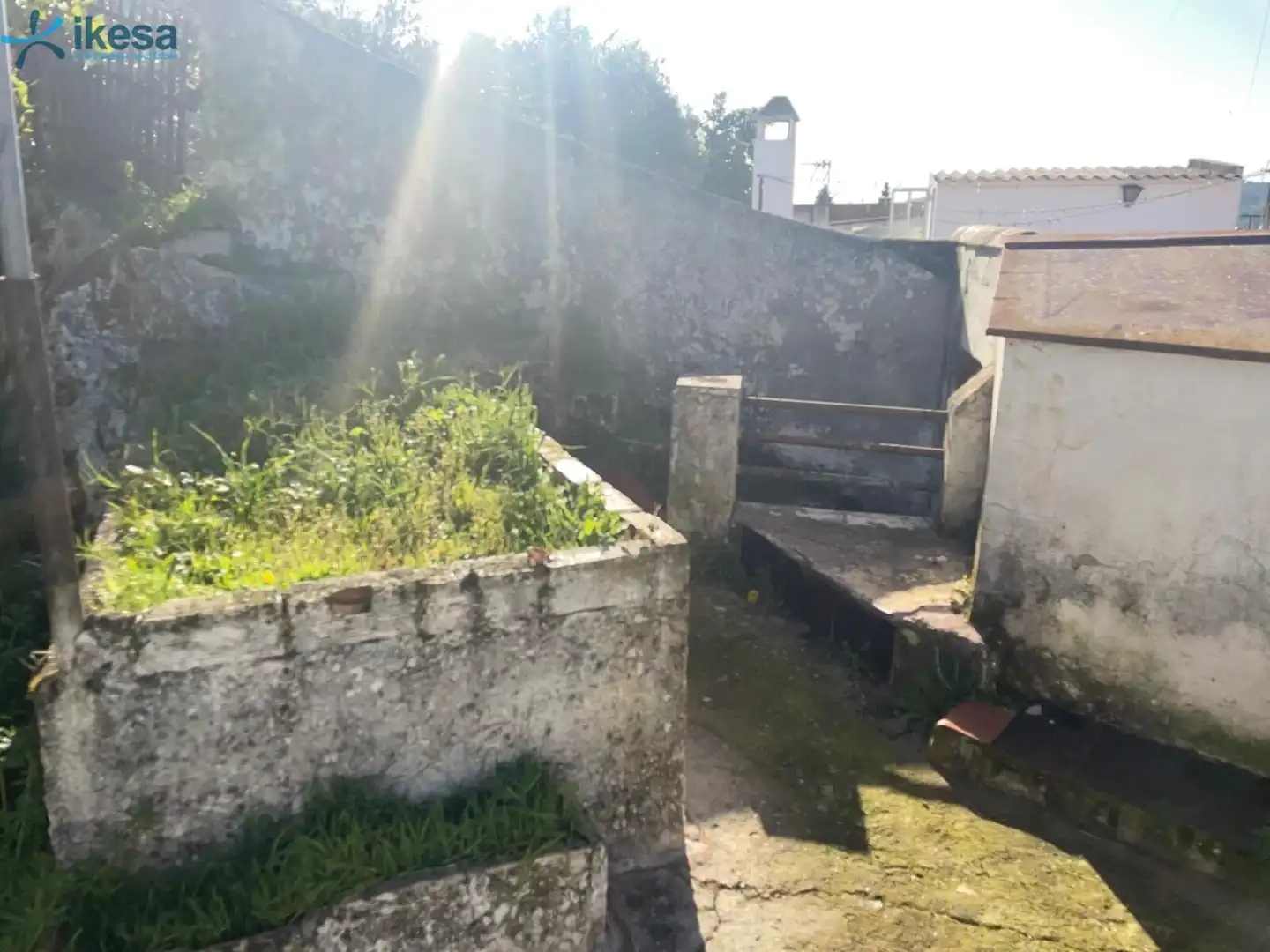 Casa adosada en venta en Constantina
