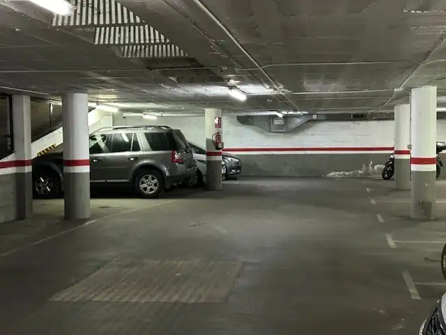 Aparcament de Garatge en venda en Ripollet