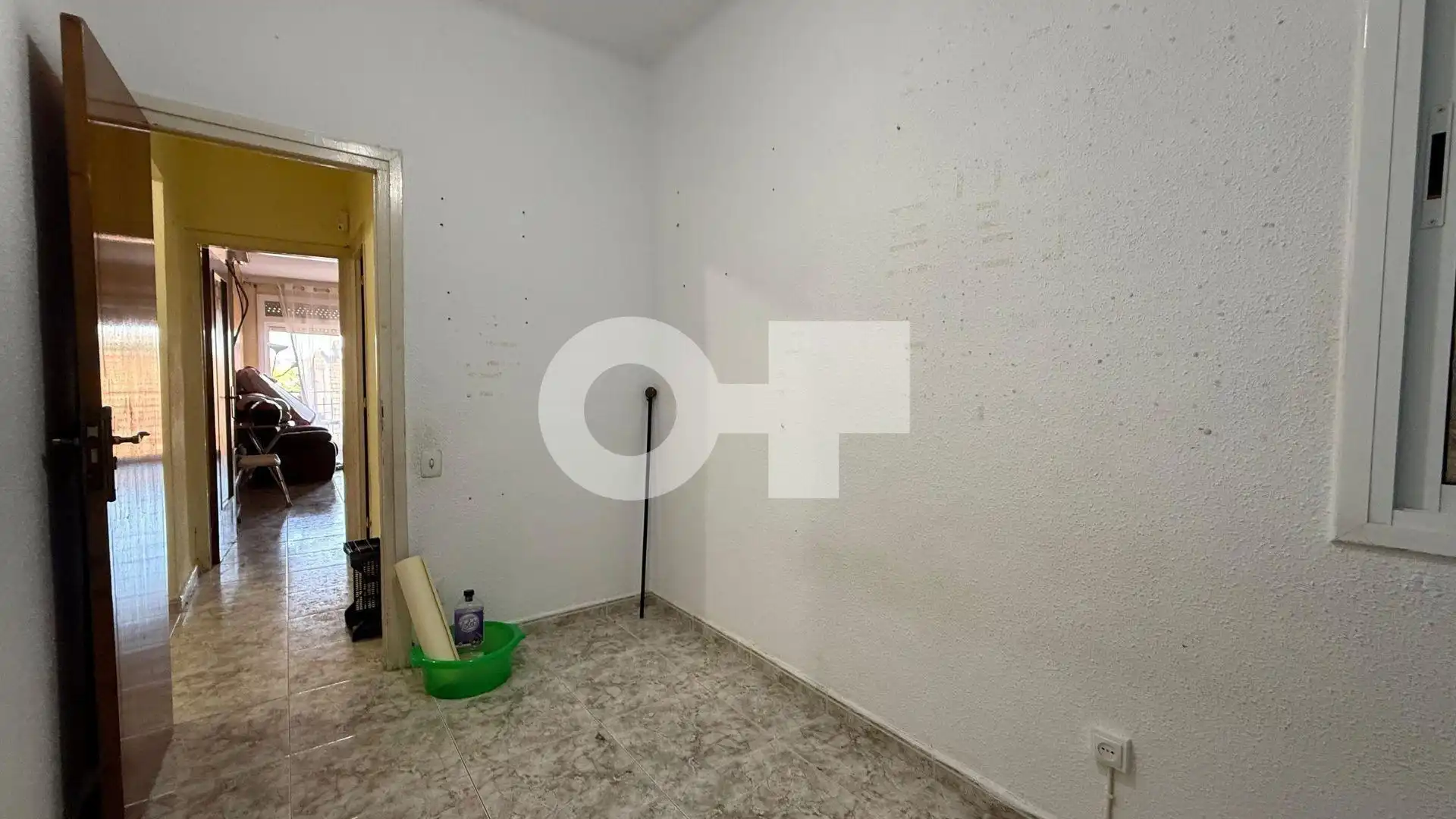 Wohnung zum Verkauf in Barcelona mit Heizung, Möbliert und Alarm