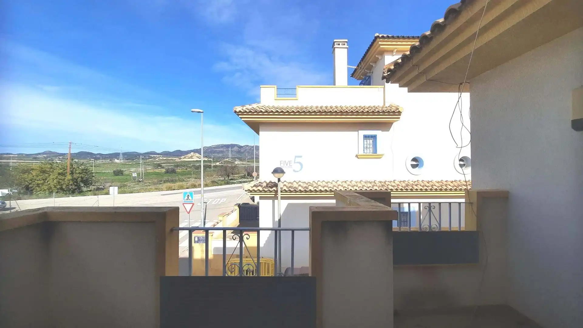 Vista exterior de Casa adosada en venta en Murcia con Aire acondicionado, Piscina y Amueblado