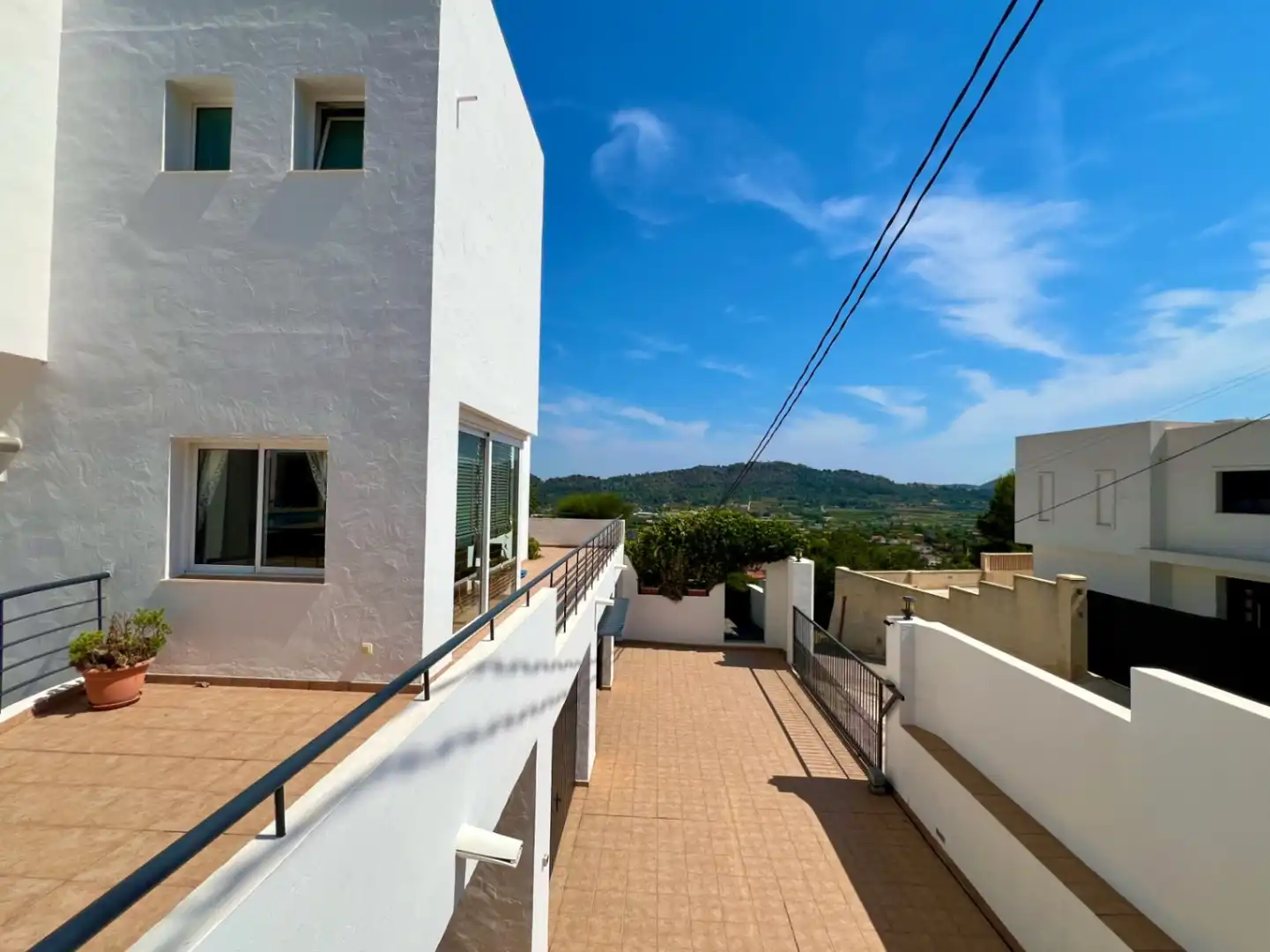 Vista exterior de Casa o xalet en venda en Pedreguer amb Aire condicionat, Calefacció i Jardí privat
