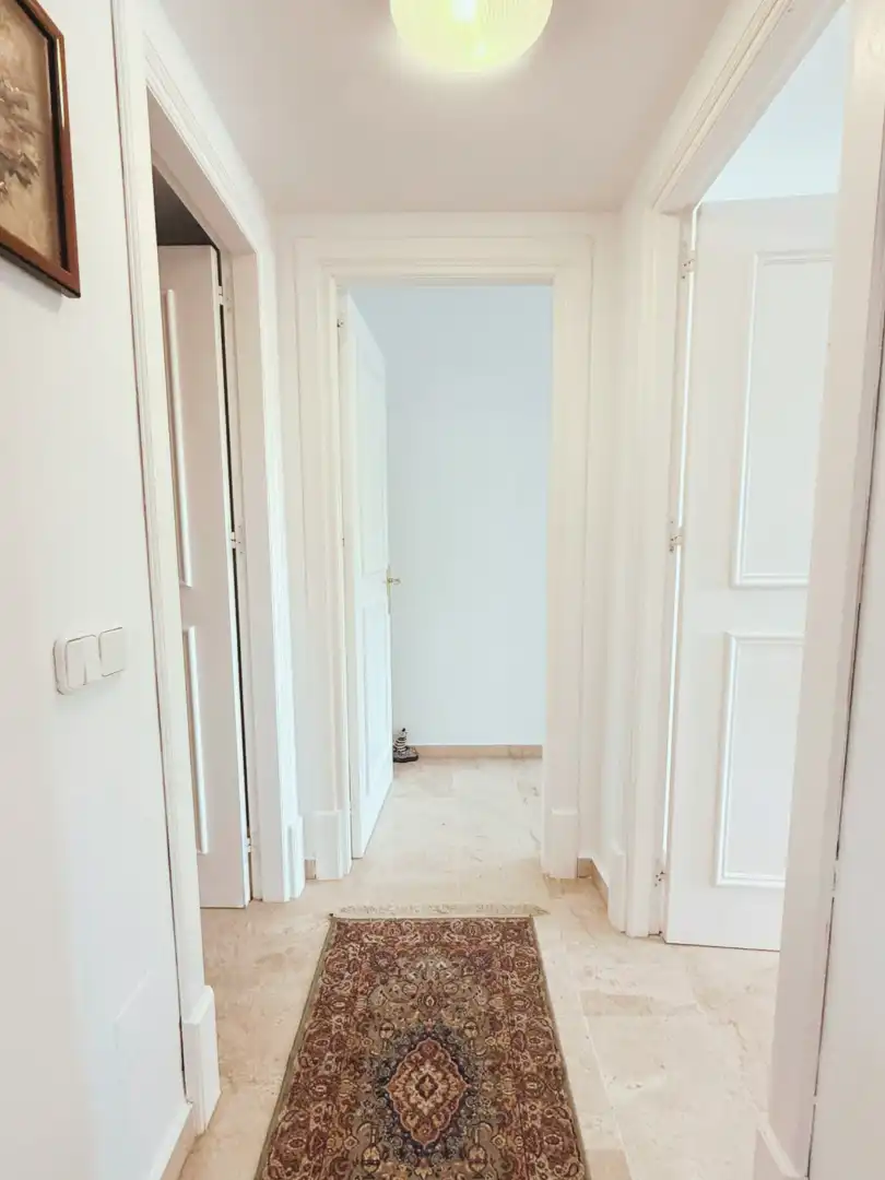 Flat for sale in Marbella  with Air Conditioner, Private garden and Terrace