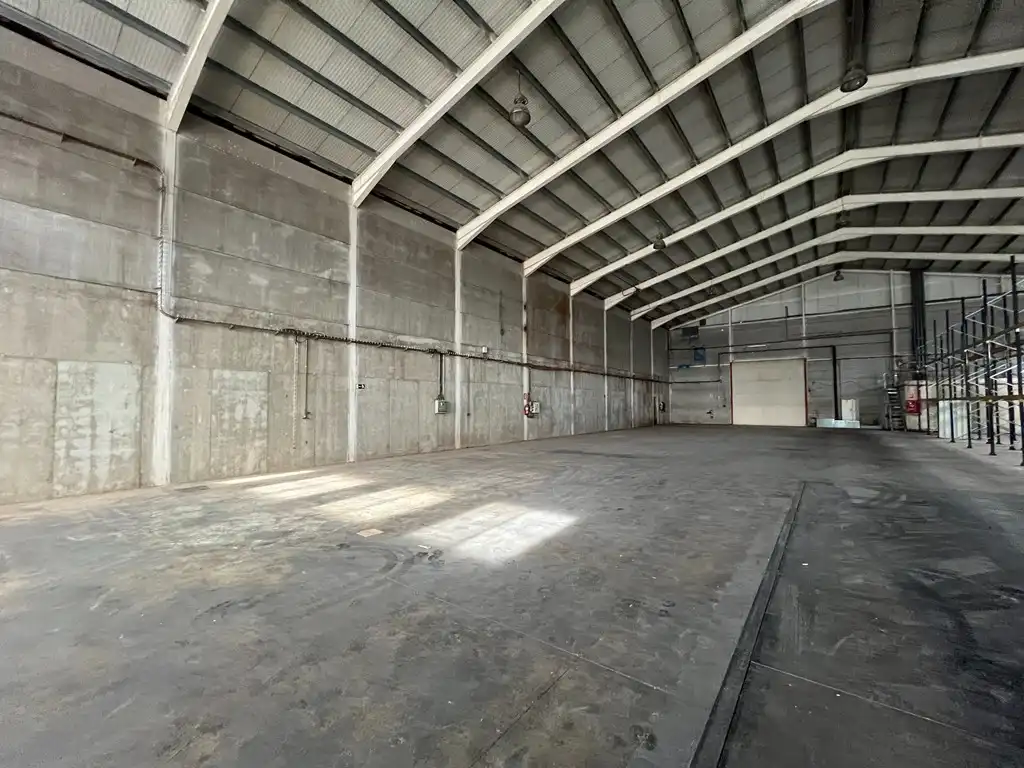 Industrial buildings for rent in Albacete  with Alarm