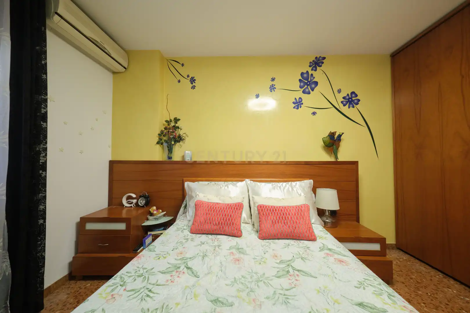 Habitación de Apartamento en venta en Sant Boi de Llobregat con Trastero