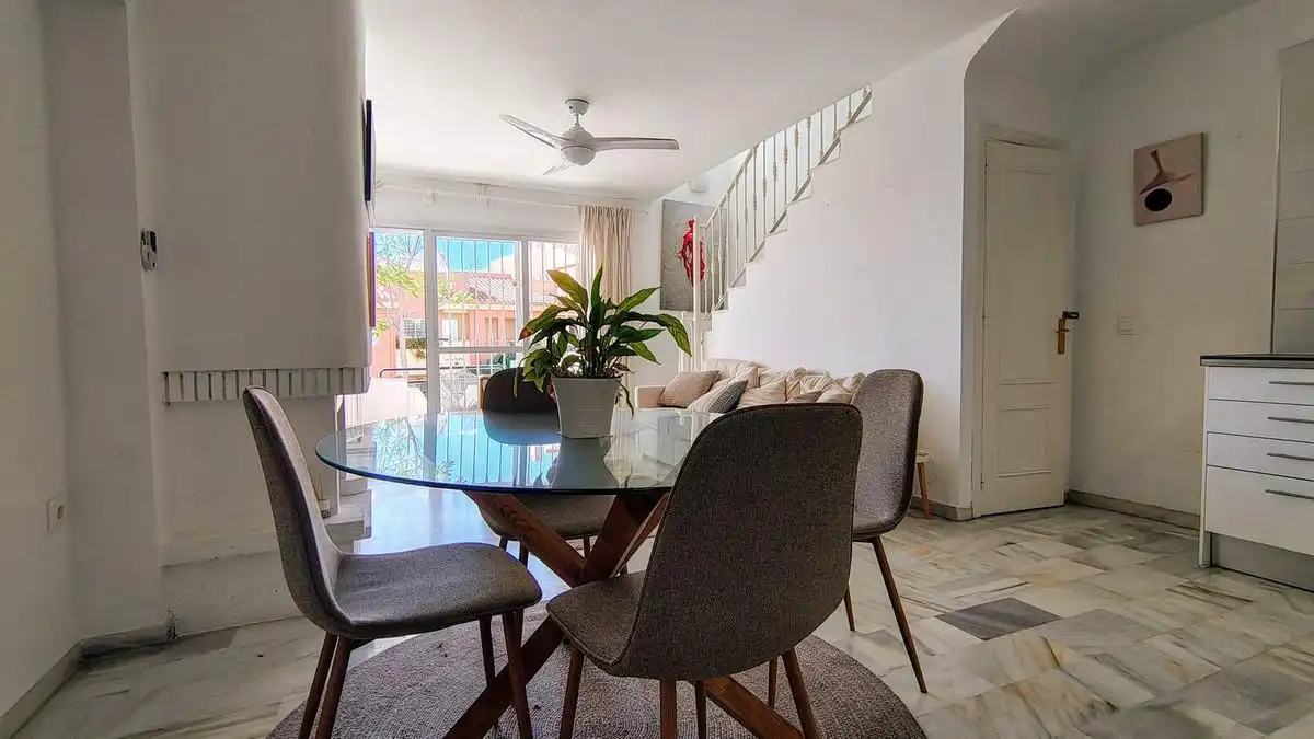 Dining room of Houses for sale in Elviria - Cabopino