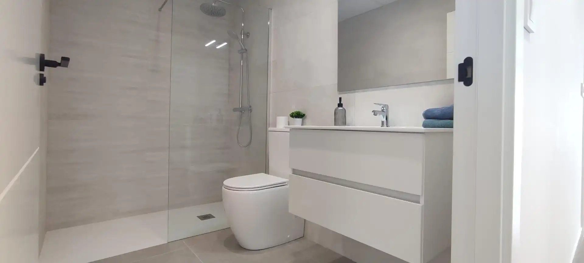 Bathroom of Detached homes for sale in Torre-Pacheco  with Private garden, Terrace and Swimming Pool
