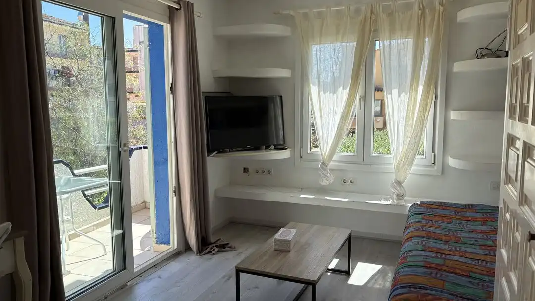 Living room of Houses for sale in Empuriabrava  with Air Conditioner and Heating