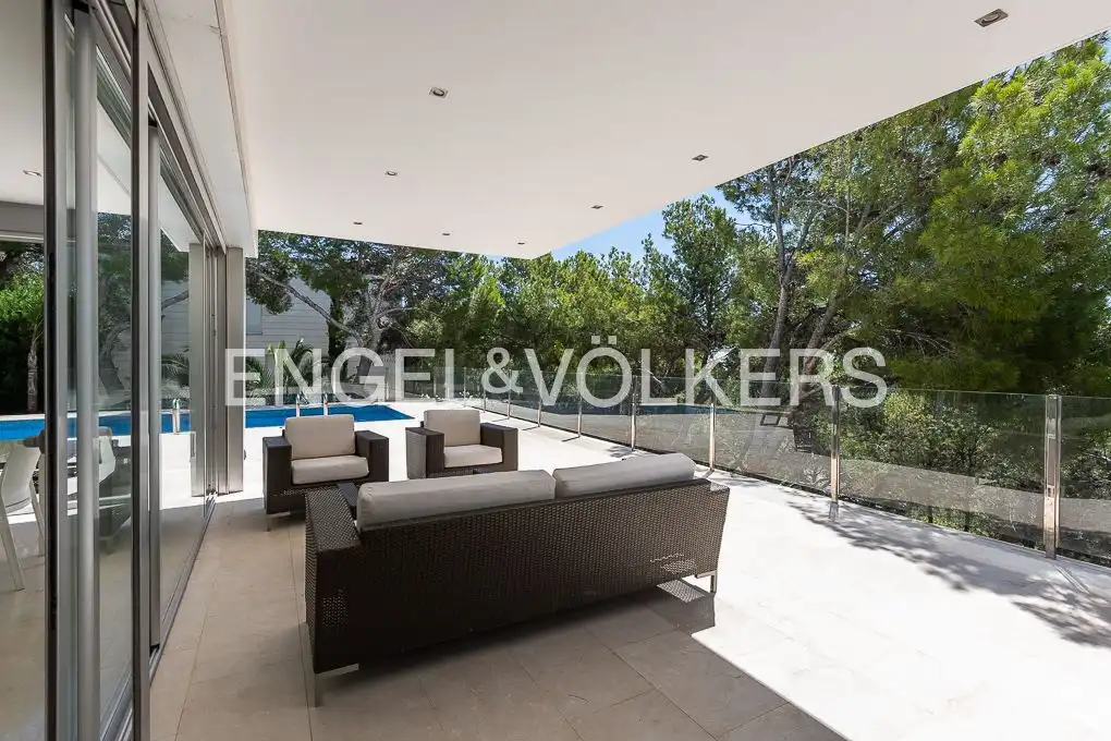 Terraza de Casa o chalet de alquiler en Chiva con Aire acondicionado, Calefacción y Jardín privado
