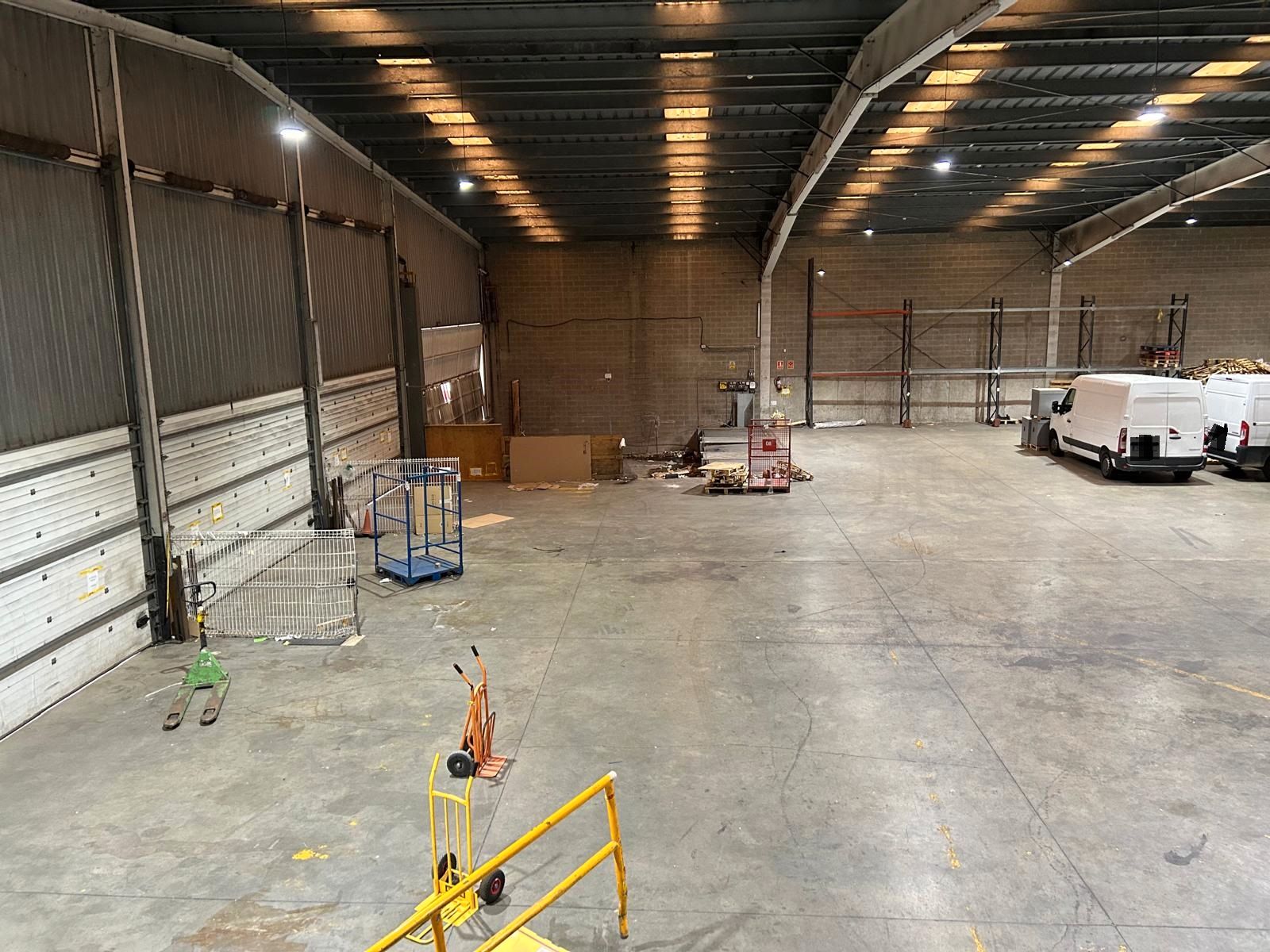 Nau industrial en venda en Olèrdola amb Alarma