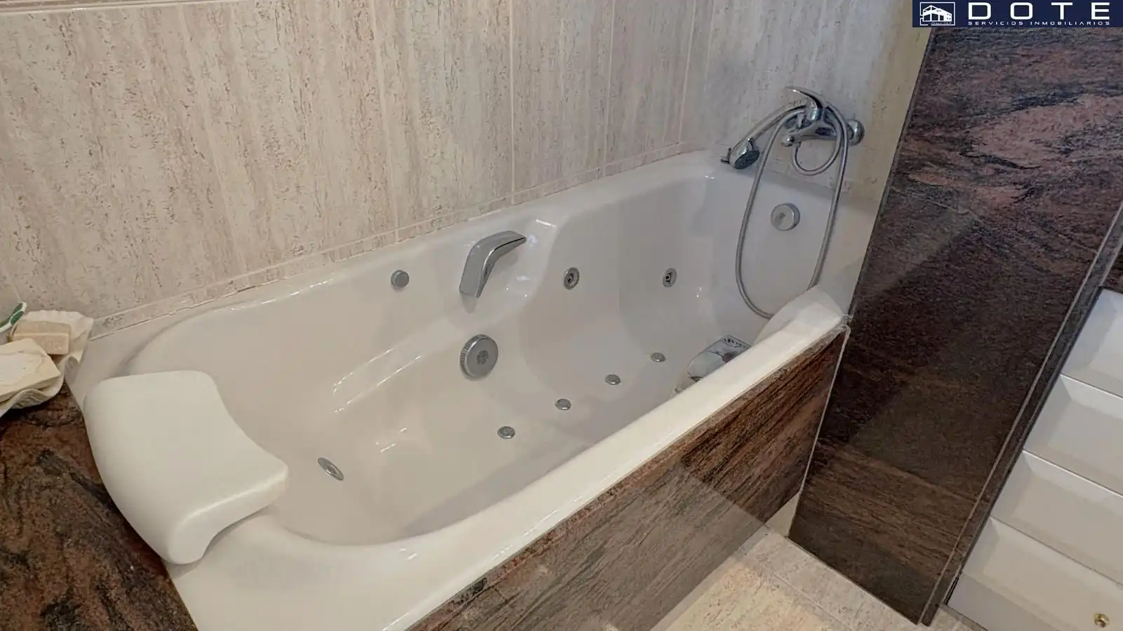 Baño de Casa o chalet en venta en Creixell con Aire acondicionado, Calefacción y Terraza