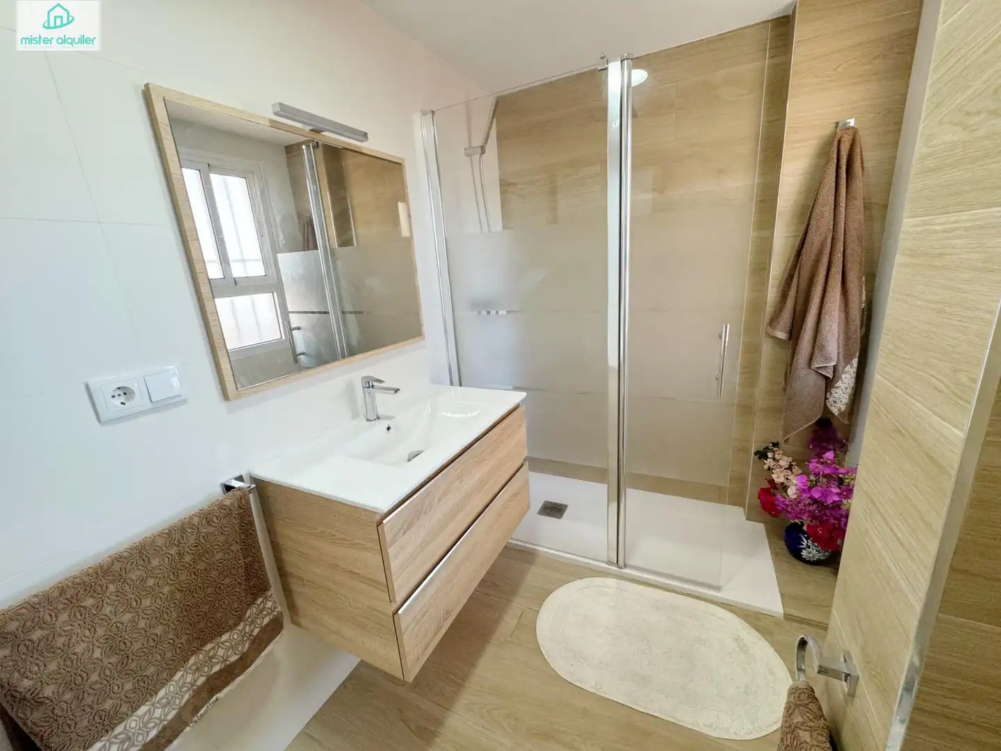 Bathroom of Study for rent in Elche / Elx  with Heating and Furnished