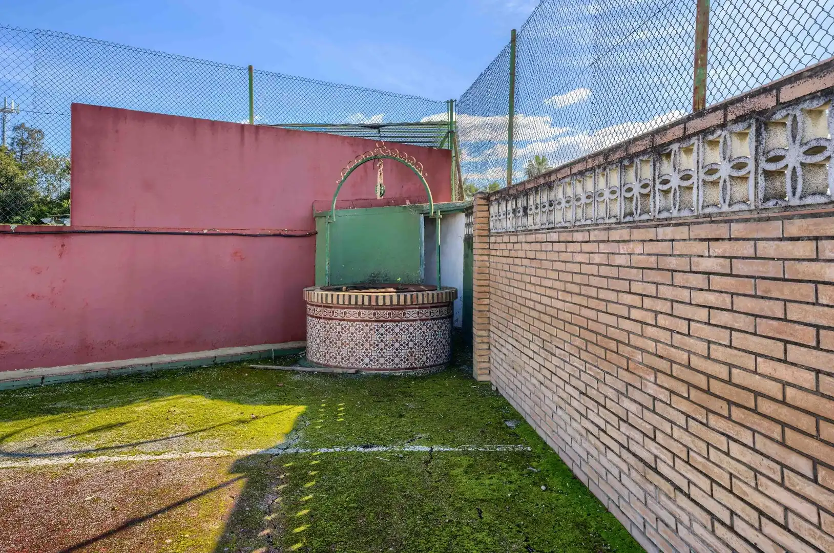 Jardí de Casa o xalet en venda en Espartinas amb Aire condicionat, Jardí privat i Terrassa