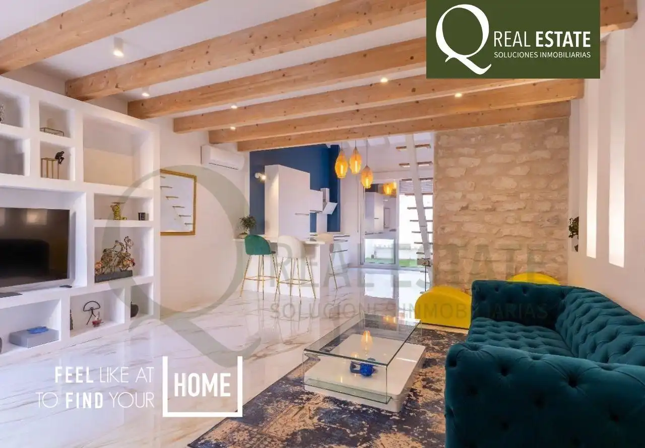Living room of Attic for sale in Alicante / Alacant  with Air Conditioner and Balcony