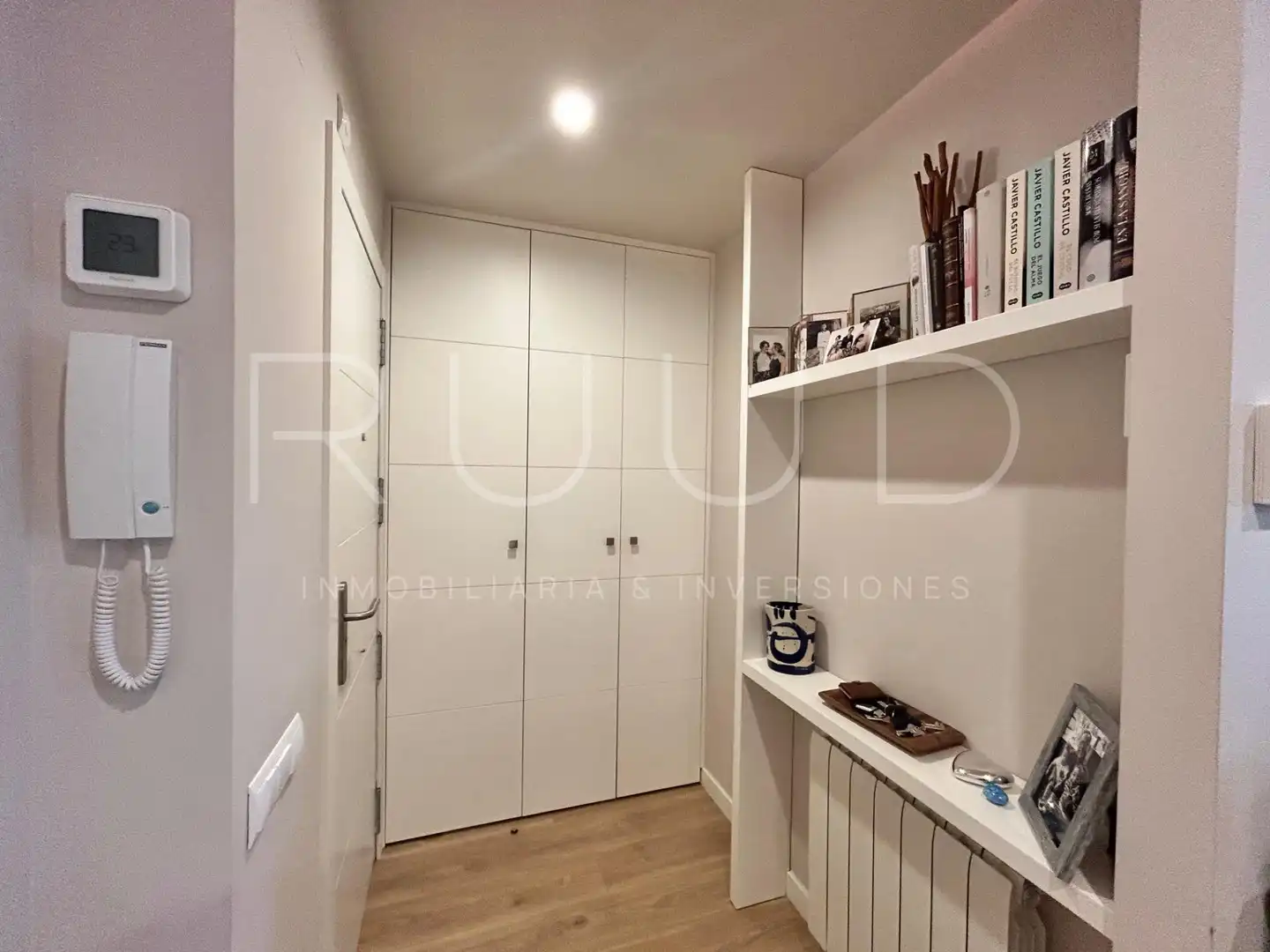 Flat for sale in Castelldefels  with Air Conditioner, Heating and Parquet flooring