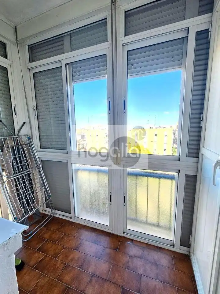 Bedroom of Flat for rent in Sevilla  with Air Conditioner, Terrace and Furnished