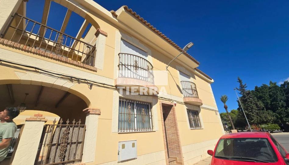 Foto 1 de Casa o chalet en venta en Fermin Galan y Garcia Her, Almoradí, Alicante