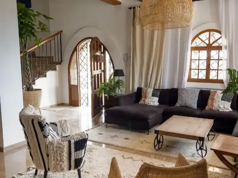 Sala d'estar de Finca rústica de lloguer en Manises amb Aire condicionat, Jardí privat i Traster