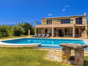 House with balcony for sale in Pollença - carrer de sant jordi