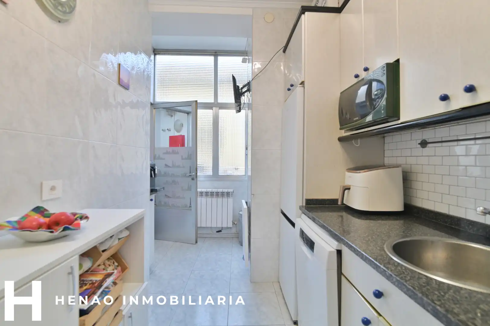 Cuina de Pis en venda en Bilbao  amb Moblat, Forn i Rentadora