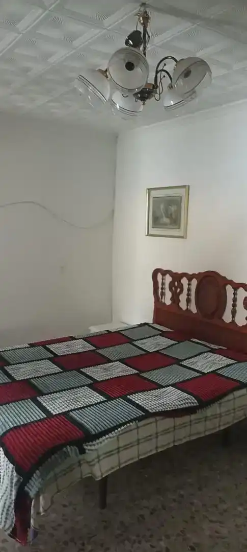 Dormitori de Casa adosada en venda en Caudete amb Moblat, Forn i Rentadora
