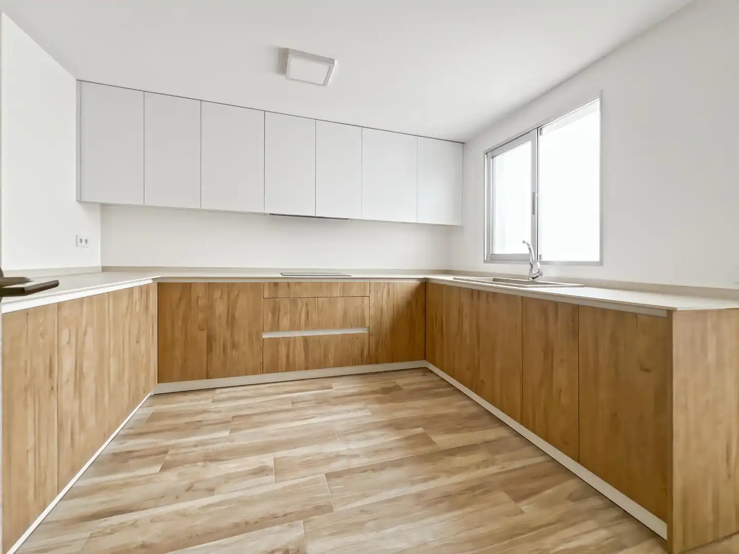 Küche von Wohnung zur Miete in Castellón de la Plana / Castelló de la Plana mit Möbliert und Balkon