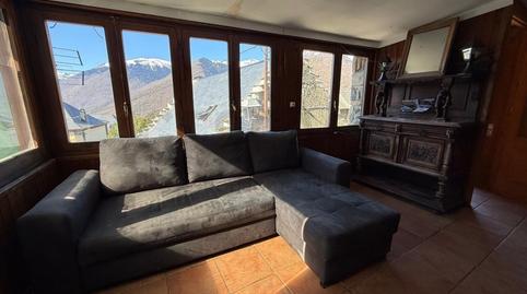 Foto 2 de Casa o xalet en venda a Calle Escolans, Canejan, Lleida