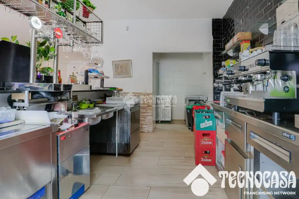 Business premises for sale in Torrent Ballester, imagen 10