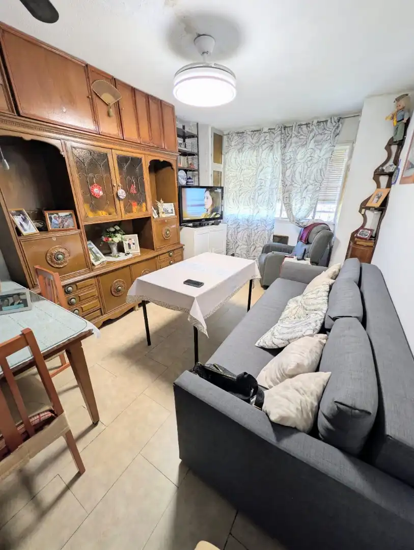 Living room of Flat for sale in Sevilla  with Air Conditioner