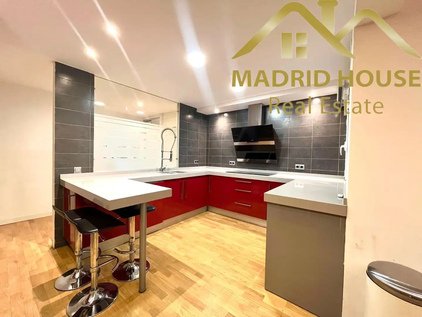 Küche von Wohnung zum Verkauf in Madrid mit Klimaanlage, Heizung und Möbliert